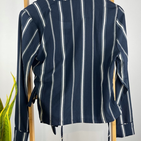 Very Cute Navy Tie Jacket Bolero - Size S - Picture 7 of 7
